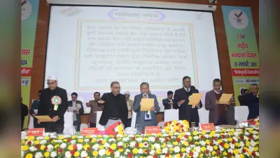 केके पाठक से भिड़ने वाले डॉ चंद्रशेखर सिंह समेत तीन डीएम को मिला पुरस्कार, 60 अधिकारी किए गए सम्मानित