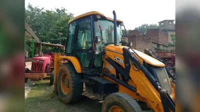 बोकारो : लगातार छापेमारी के बाद भी धड़ल्ले से हो रही बालू की तस्करी