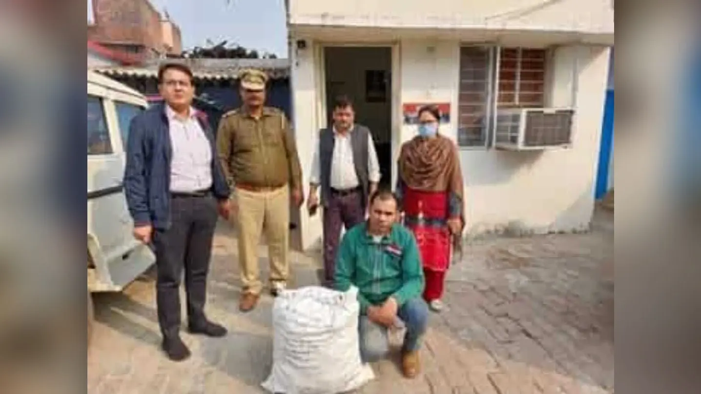 Bareilly News: दुकानदार के घर से प्रतिबंधित इंजेक्शन बरामद, जांच के लिए भेजा गया नमूना