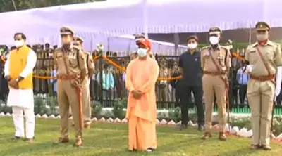 कैराना : CM योगी आदित्यनाथ बोले, पीड़ित हिंदू है तो उससे मिलना गुनाह नहीं, पिछली सरकारों के चलते हुआ था पलायन