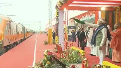 क्रिसमस: राजधानी की नौ सड़कों पर ट्रैफिक डायवर्जन, दोपहर 3 बजे के बाद बरतें सावधानी