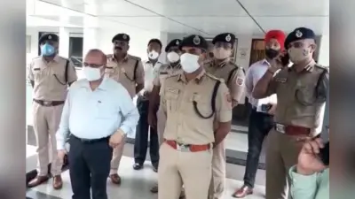 उत्तर बंगाल की सुरक्षा पर नजर, ADG नीरज सिंह की पुलिस आयुक्त, SP और IB ऑफिसर्स के साथ बैठक