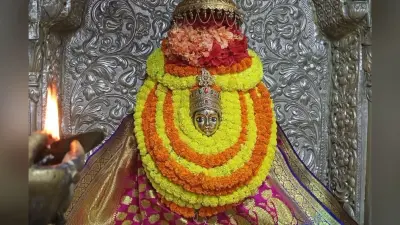 Annapurna Mahavrat 2021: 17 दिवसीय माता अन्नपूर्णा का महाव्रत शुरू, पहले दिन पवित्र धागे को पाने उमड़ी भीड़