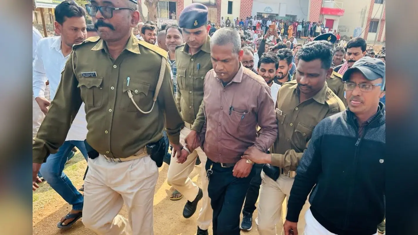 ACB Raid: झारखंड के गिरिडीह से पांच हजार घूस लेते राजस्व कर्मचारी अरेस्ट, म्यूटेशन के एवज में ले रहा था रिश्वत