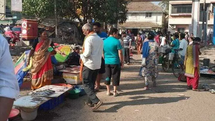 बिहार में मछुआरे की जाल में आ रहा है शव, गंगा की मछली खरीदने से लोग कर रहे तौबा