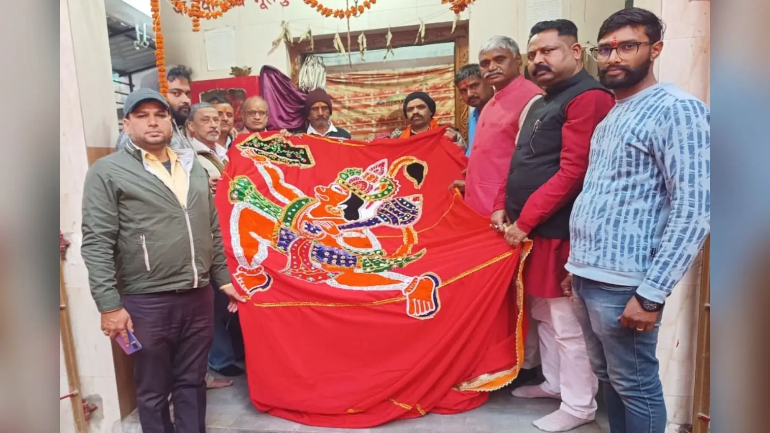 Ayodhya Ram Mandir: अयोध्या में लहराएगी हजारीबाग की महावीरी पताका, श्रीरामलला की प्राण प्रतिष्ठा का है उल्लास