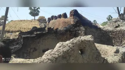 Bihar News: बिहार के बांका जिले के एक घर में लगी आग, अंदर सो रहे तीन मासूम बच्चे जिंदा जले
