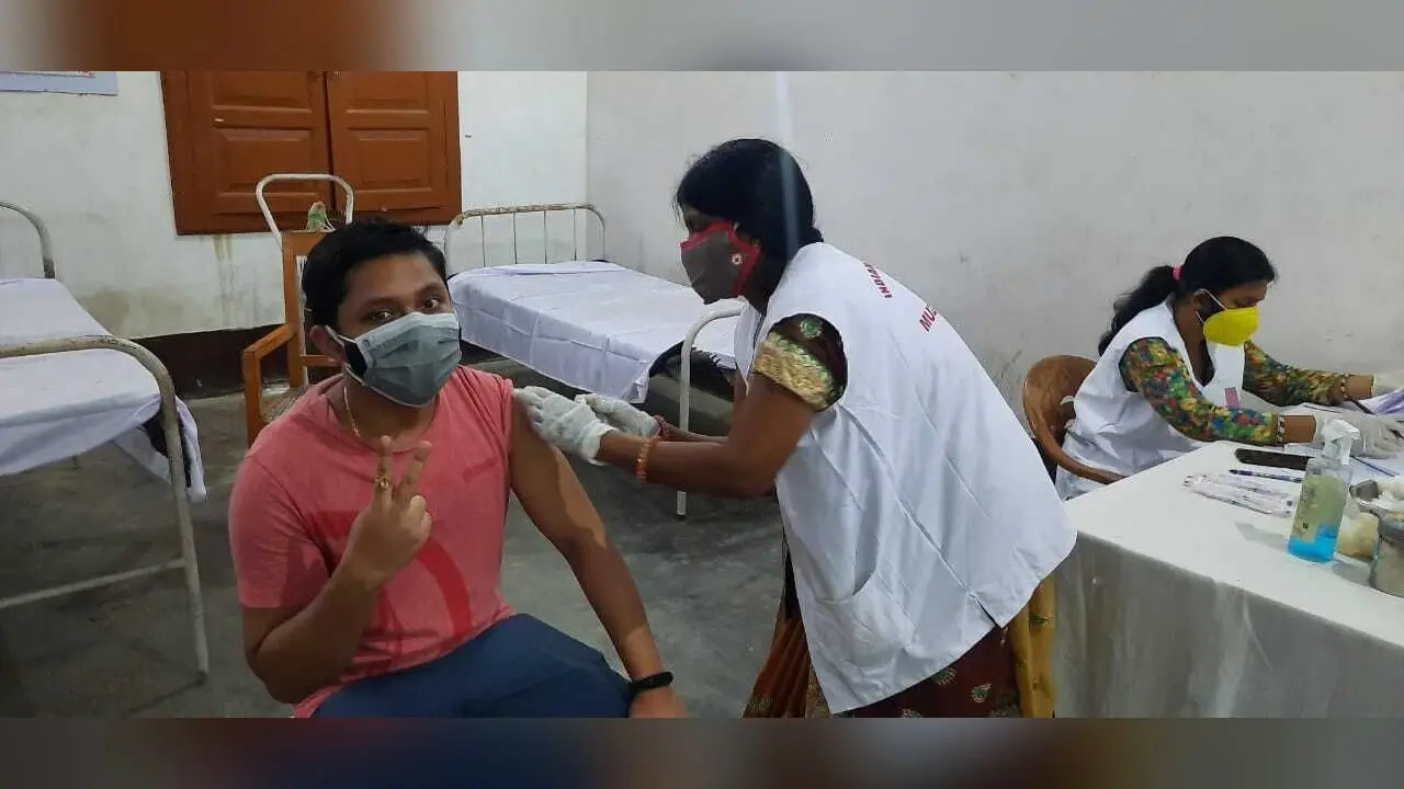 बिहार में Lockdown की वजह से वैक्सीनेशन की रफ्तार पर लगा ब्रेक? टेंशन में स्वास्थ्य विभाग, जारी किया नया निर्देश