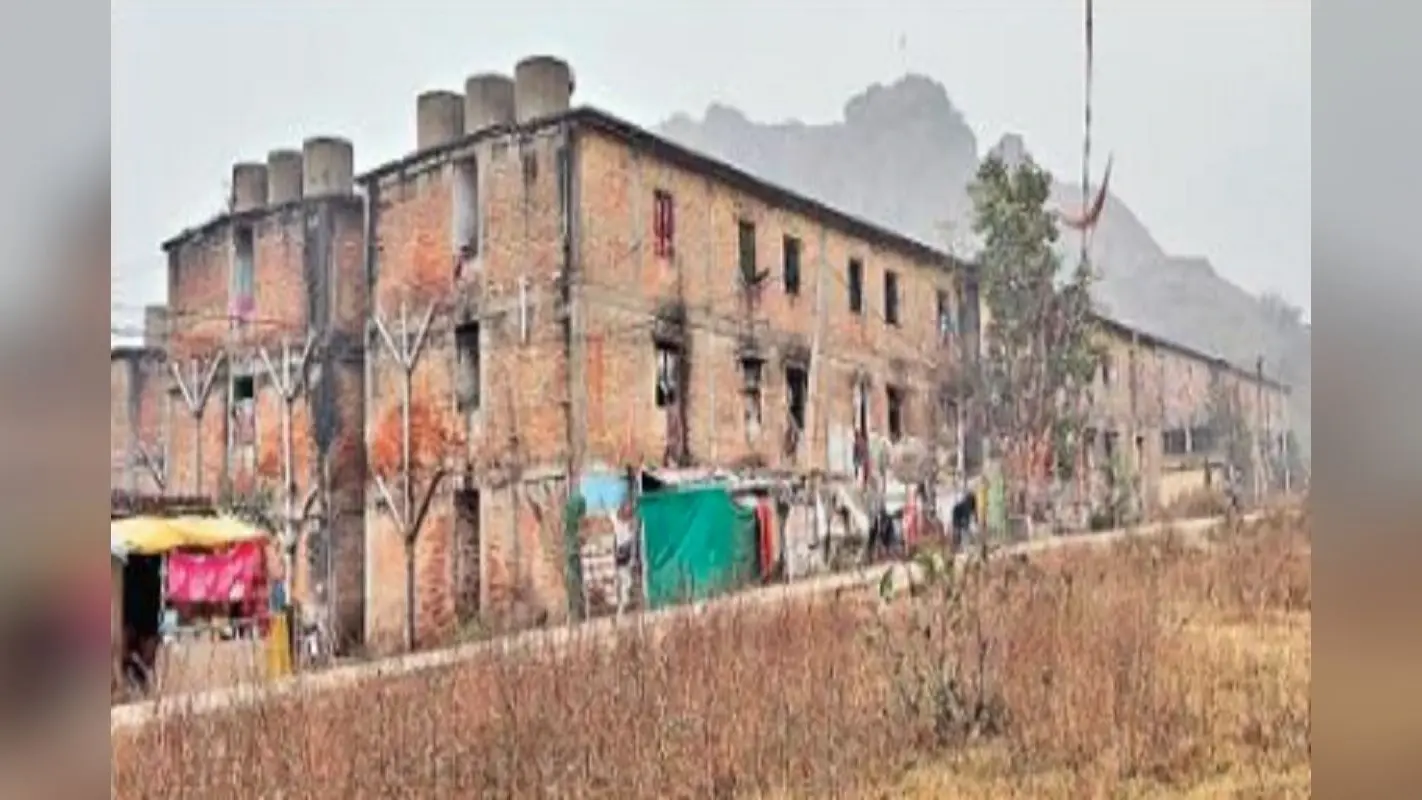 झारखंड : 16 साल में ही जर्जर हो गया ब्रांबे आवास, मरम्मत संभव नहीं, तोड़ कर नया बनाना ही एकमात्र विकल्प
