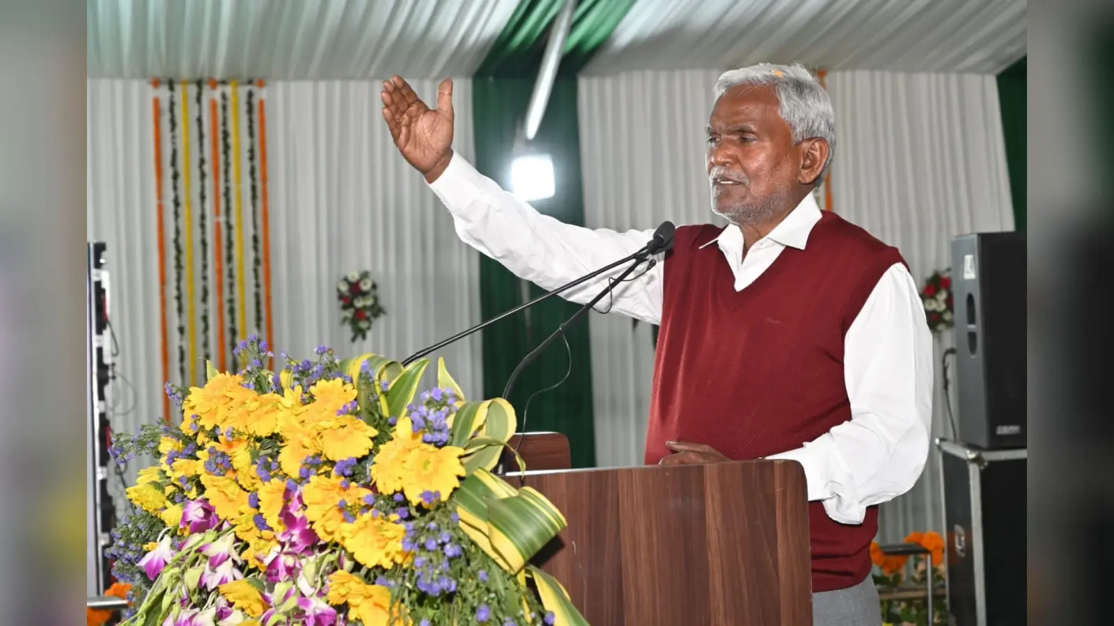 साहिबगंज : 25 को भोगनाडीह पहुंचेंगे सीएम, अबुआ आवास योजना का प्रमाण पत्र करेंगे वितरित