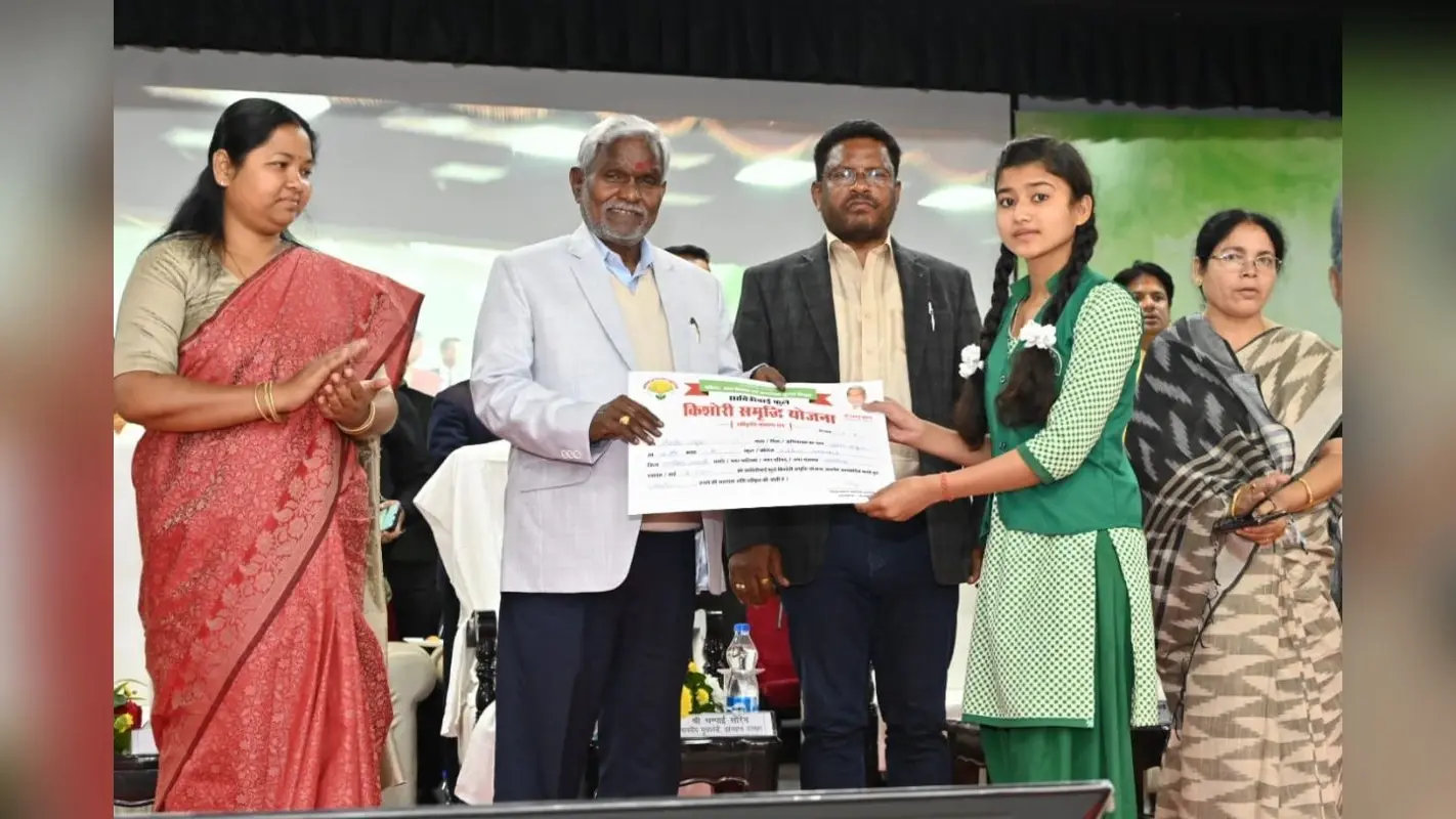 झारखंड: चंपाई सोरेन CM बनने के बाद पहली बार पहुंचे सरायकेला, बोले-लोगों के जीवन में लाएंगे बदलाव, दिलाएंगे हक