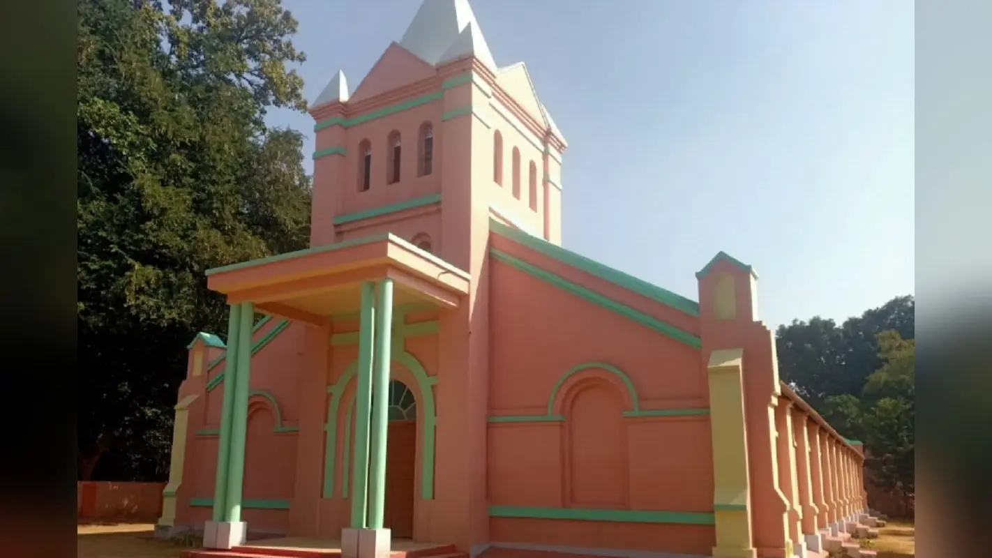 सिमडेगा में 100 साल पुराना है लचरागढ़ रोमन कैथोलिक चर्च का इतिहास