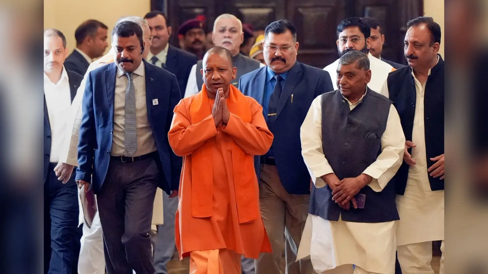 UP Budget 2023: उमेश पाल हत्याकांड पर सीएम योगी आदित्यनाथ बोले- सपा ने दिया संरक्षण, बनाया विधायक-सांसद