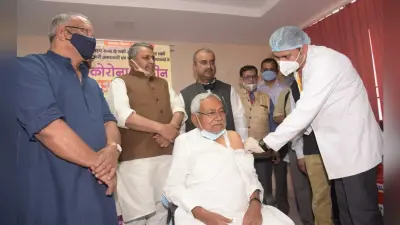 Corona Vaccination: आपकी मर्जी पर लगेगा कोरोना का टीका, आरोग्य सेतु एप से घर बैठे करें रजिस्ट्रेशन और जानें वैक्सीनेशन की साइट और समय