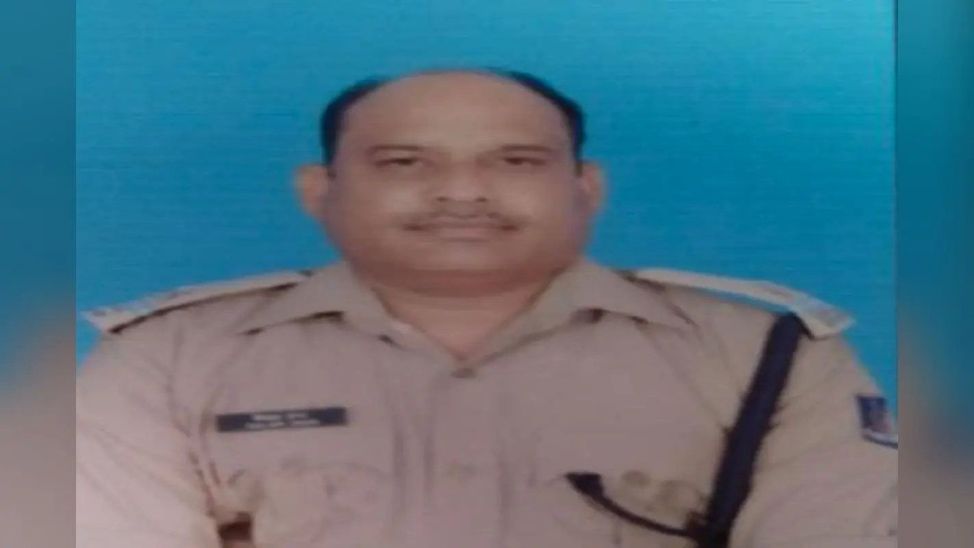चतरा में CRPF जवान ने फांसी लगाकर की आत्महत्या, पुलिस जांच में जुटी