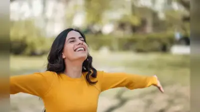खुशियों की ये खुराक बढ़ाएगी हैप्पी हॉर्मोन, डेली डाइट में करें शामिल