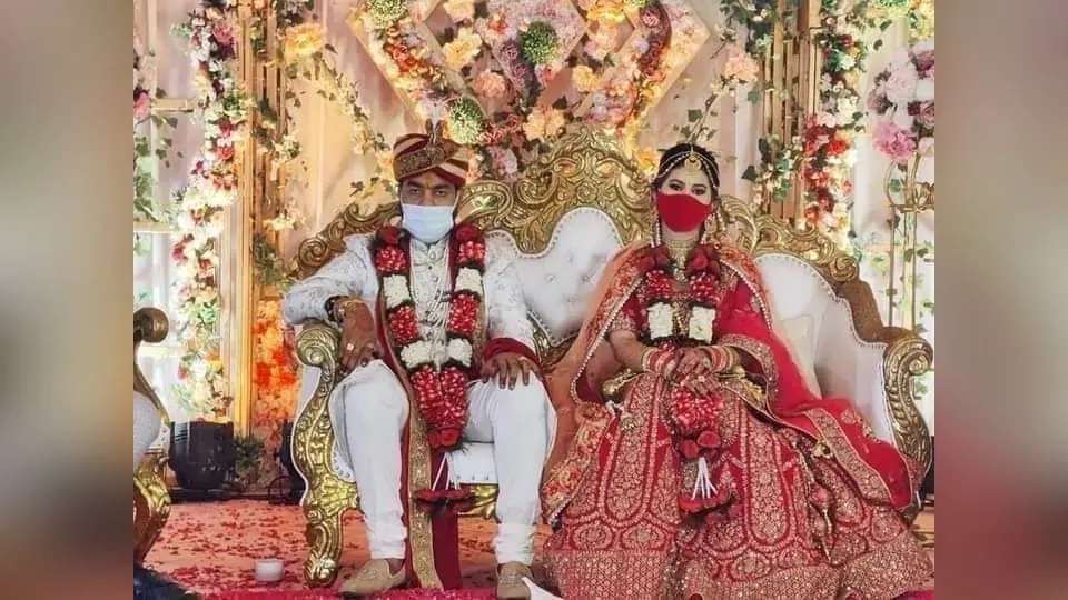 यूपी के उप मुख्यमंत्री केशव प्रसाद मौर्य के बेटे योगेश संग अंजलि की हुई शादी