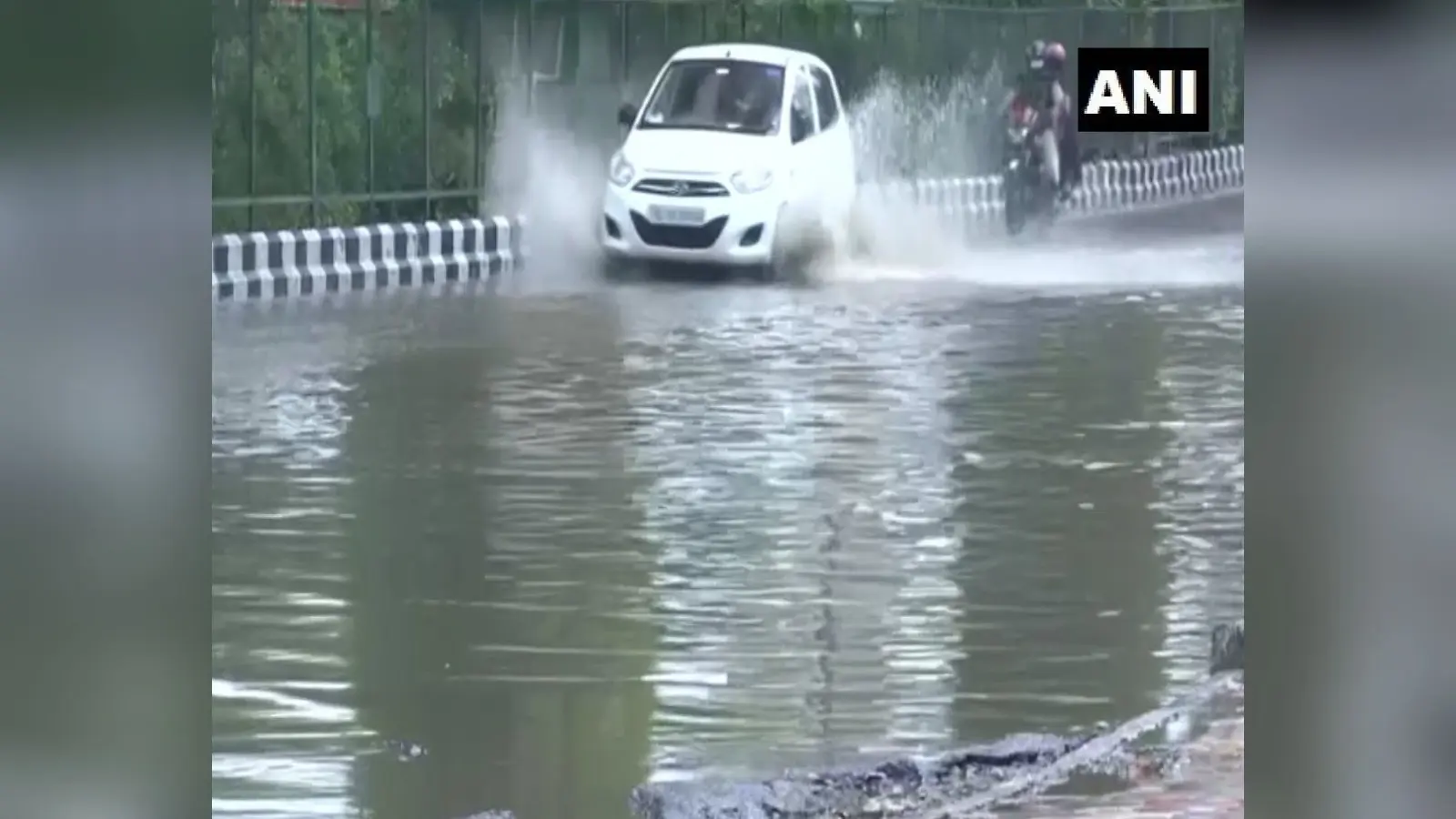 मई में ही दिल्ली में जलमग्न हुई सड़कें, बारिश ने तोड़ा पिछले 35 साल का रिकॉर्ड