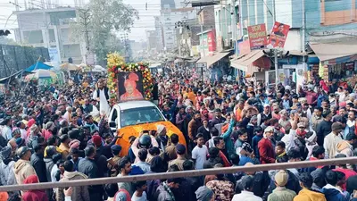 PHOTOS: भागलपुर में कामेश्वर यादव की शव यात्रा में उमड़ी भीड़, धार्मिक कार्यों में रहते थे आगे