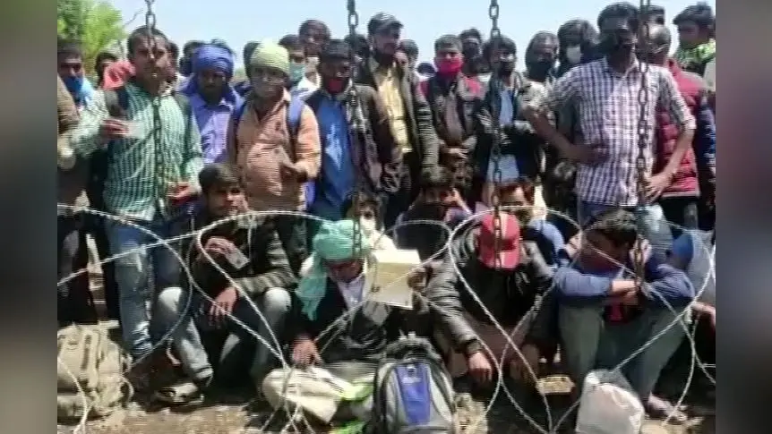 Lockdown : नो मेंस लैंड पर धरने पर बैठे वतन लौट रहे नेपाल और भारत के लोग