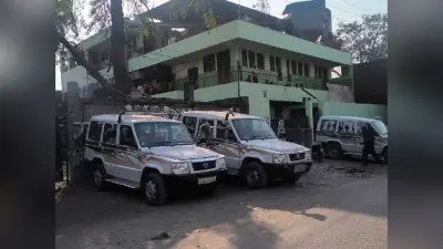 Kanpur: ट्रांसपोर्ट नगर में केसर पान मसाला फैक्ट्री में GST का छापा, टैक्स चोरी का है मामला