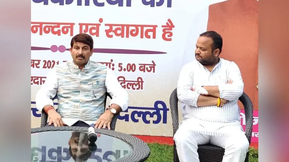Varanasi News: वाराणसी आने से पहले BJP सांसद मनोज तिवारी दिल्ली में घायल, अस्पताल में चल रहा इलाज