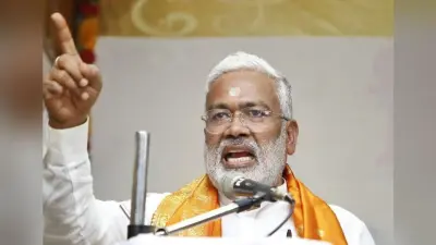 स्वतंत्रदेव सिंह ने विधान परिषद से नेता सदन का पद छोड़ा, डिप्टी सीएम केशव प्रसाद मौर्य संभालेंगे जिम्मा