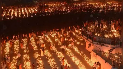Ayodhya Deepotsav 2021: 12 लाख दीपक, अयोध्या का सरयू तट, कण-कण में रौशनी और प्रभु श्रीराम का नाम…