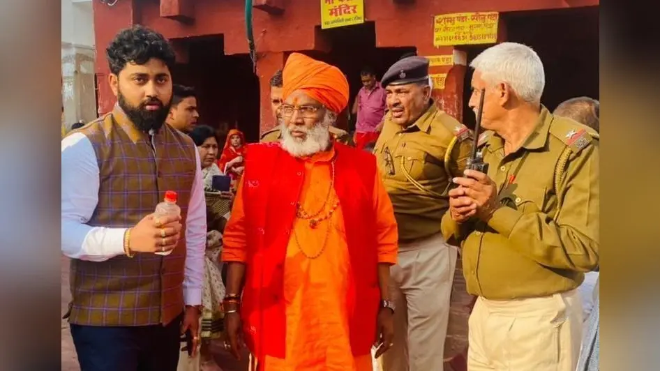 साक्षी महाराज का सपा चीफ पर तंज- अखिलेश यादव भी यदुवंशी, मथुरा पर क्रेडिट लेने से क्यों हिचक रहे?