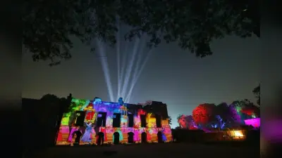लखनऊ के आकाश में उड़े 500 ड्रोन ने दिखाई प्रथम स्वतंत्रता संग्राम की झलक, EXCLUSIVE फोटोज