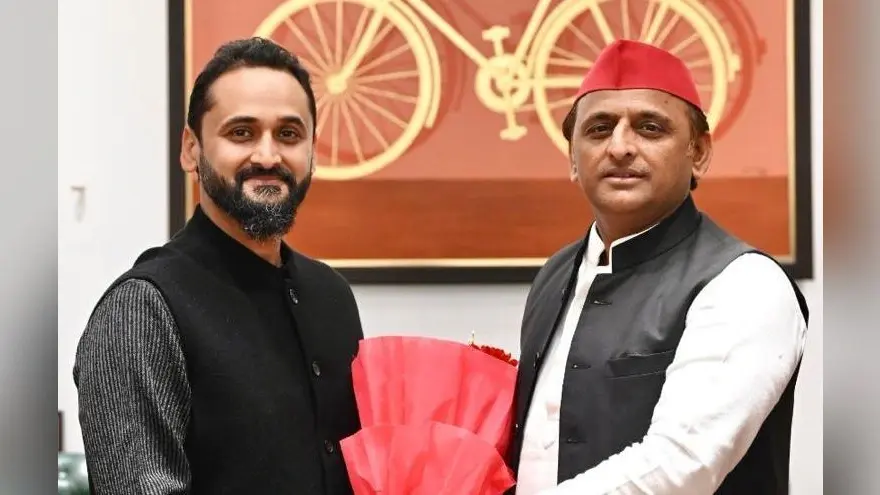 UP Election 2022: रीता बहुगुणा जोशी के बेटे मयंक जोशी ने की अखिलेश यादव से मुलाकात, सपा में होंगे शामिल!