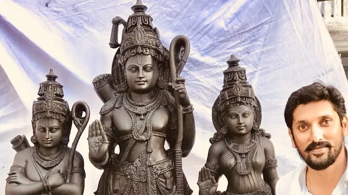 Ayodhya Ram mandir: गर्भगृह में विराजने वाली रामलला की प्रतिमा फाइनल, इस कलाकार ने तैयार की 51 इंच की मूर्ति