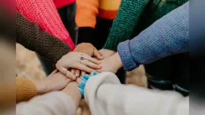 Galentine Day 2024: जानें क्या है गैलेंटाइन डे, जब ब्वॉयफ्रेंड -हसबैंड को गुडबाय कहकर लड़कियां करती हैं ये काम