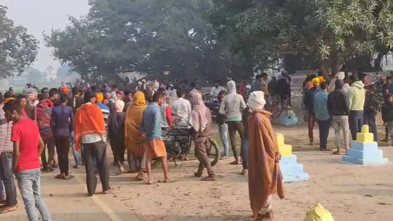 बिहार: सीवान में दो दिन से लापता युवक का तालाब से शव बरामद, घर का सामान खरीदने निकला था बाहर
