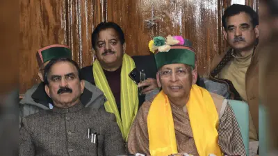हिमाचल प्रदेश में गिर जाएगी कांग्रेस सरकार? मंत्री विक्रमादित्य सिंह ने दिया इस्तीफा