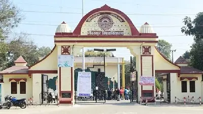 गोरखपुर यूनिवर्सिटी में Phd का एंट्रेंस रिजल्ट जारी होने के बाद भी नहीं हो रहा एडमिशन, भटक रहे अभ्यर्थी