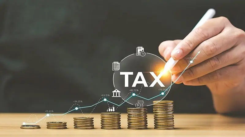 Income Tax भरने में न हो परेशान, समझें कौन-सी रिजीम में बचेगा ज्यादा पैसा