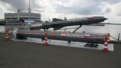 Indian Navy ने फिर किया कमाल, 11 ईरानी समेत आठ पाकिस्तानी बंधकों को समुद्री लुटेरों से बचाया