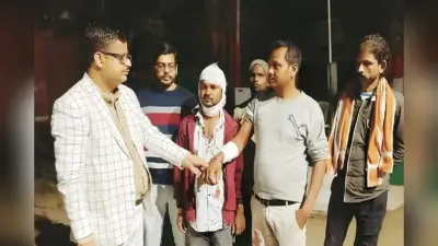 जमशेदपुर : डिमना बस्ती में नशा का विरोध कर रहे दो भाइयों पर चाकू से हमला, एक को लगे 11 व दूसरे को छह टांके