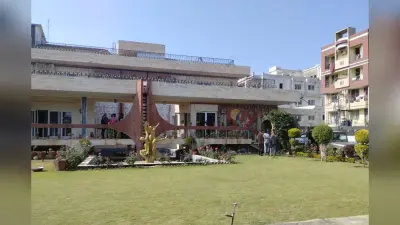 धीरज साहू ने जमीन में गाड़ रखे हैं पैसे और ज्वेलरी? मशीन से ऐसे ढूंढ रही आईटी की टीम, देखें VIDEO