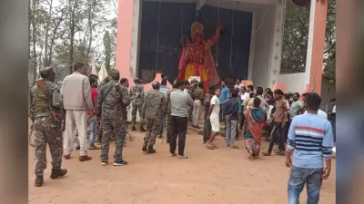 Objectionable object in Mandir: पूर्वी सिंहभूम के हनुमान मंदिर में आपत्तिजनक वस्तु रखने पर बवाल, धालभूमगढ़ थाना में प्रदर्शन, कार्रवाई की मांग