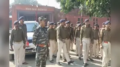 साहिबगंज जेल में छापेमारी, खंगाला गया जेल का कोना-कोना, शौचालयों में भी हुई जांच