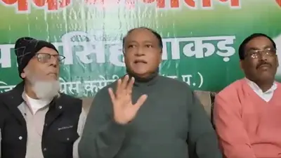 ‘राहुल गांधी साधारण नेता, बहुत ज्यादा तवज्जो ना दें’, दिग्विजय सिंह के भाई लक्ष्मण सिंह ने ऐसा क्यों कहा?