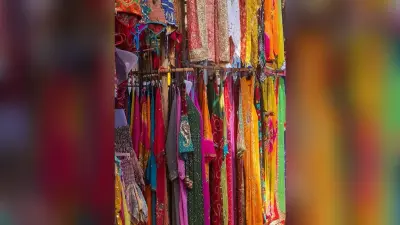 लगन के लिए रांची का कपड़ा बाजार गुलजार, जानें कौन कौन सा खास कलेक्शन किस रेंज में है उपलब्ध