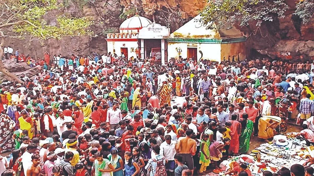 बिहार: लखीसराय के इस धाम में नए साल का मनाएं जश्न, खूबसूरत पहाड़ियों के बीच करें वर्ष 2024 का स्वागत