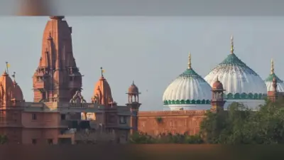Video: मंदिर को तोड़कर औरंगजेब ने बनवाई थी मस्जिद