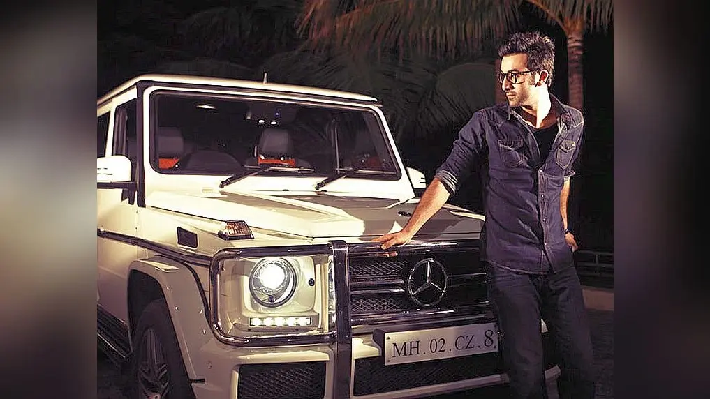 Ranbir Kapoor Car Collection: ऑनलाइन गेमिंग ऐप के चक्कर में फंसे रणबीर कपूर, देखें उनका कार कलेक्शन