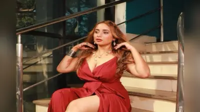 Bhojpuri Hit Song: रानी चटर्जी का यह अंदाज देखकर धड़कने लगेगा आपका ‘करेजवा’, नहीं सुना यह गाना तो फटाफट सुने