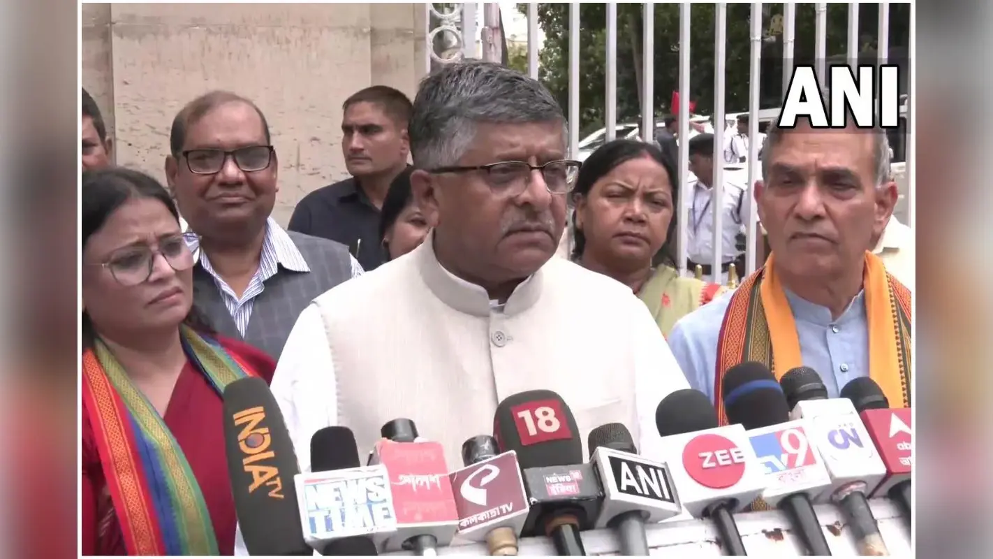 पश्चिम बंगाल : रविशंकर प्रसाद ने ममता बनर्जी पर साधा निशाना कहा, संदेशखाली सभ्य समाज में शर्मनाक घटना का सबसे खराब उदाहरण