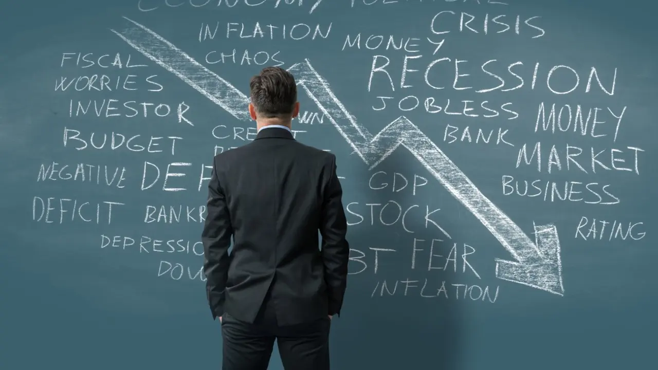 Recession 2024: अपनी गलतियों से डूबने वाला है एक और बैंक! जानें अर्श से फर्श तक आने की पूरी कहानी